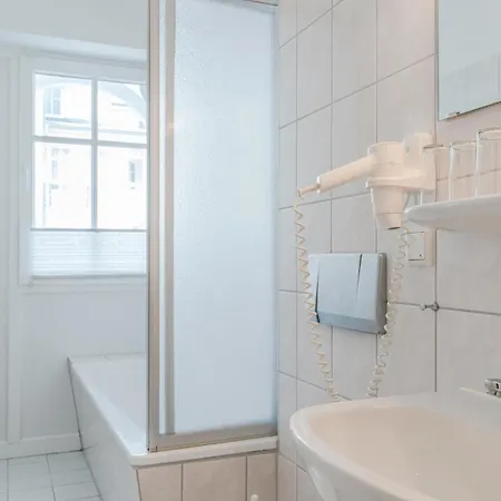 Apartment 500, Seepark